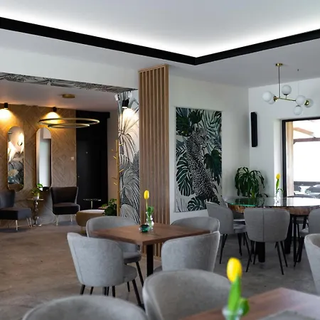 Paradise Pensjonat 3*