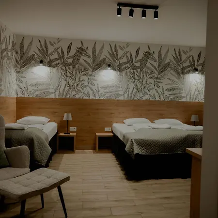 Gosciniec Paradise 3*